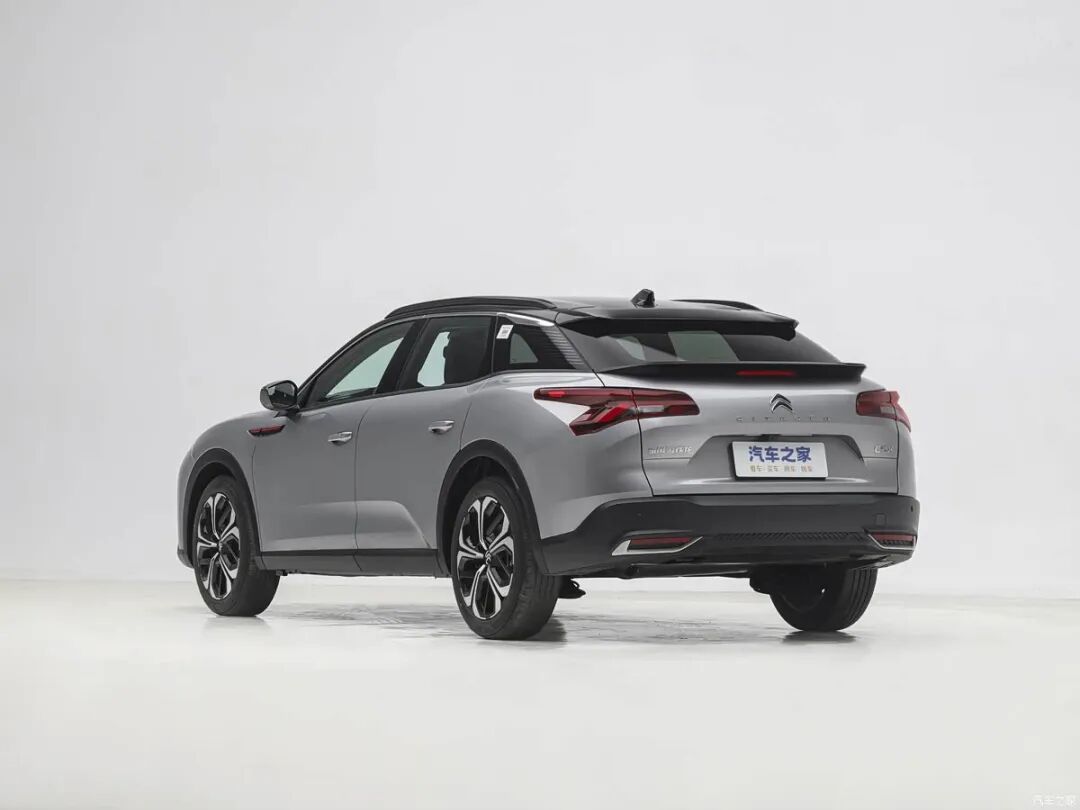 一口价11.37万起就入手，1.6T+8AT，养车成本低，15万内买车看看它！