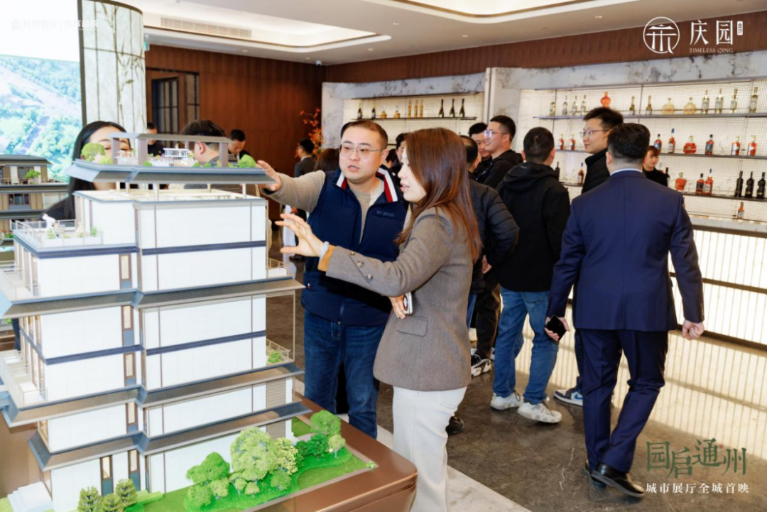 买家疯狂涌入！刚刚南通王炸新盘公开，现场挤爆了！