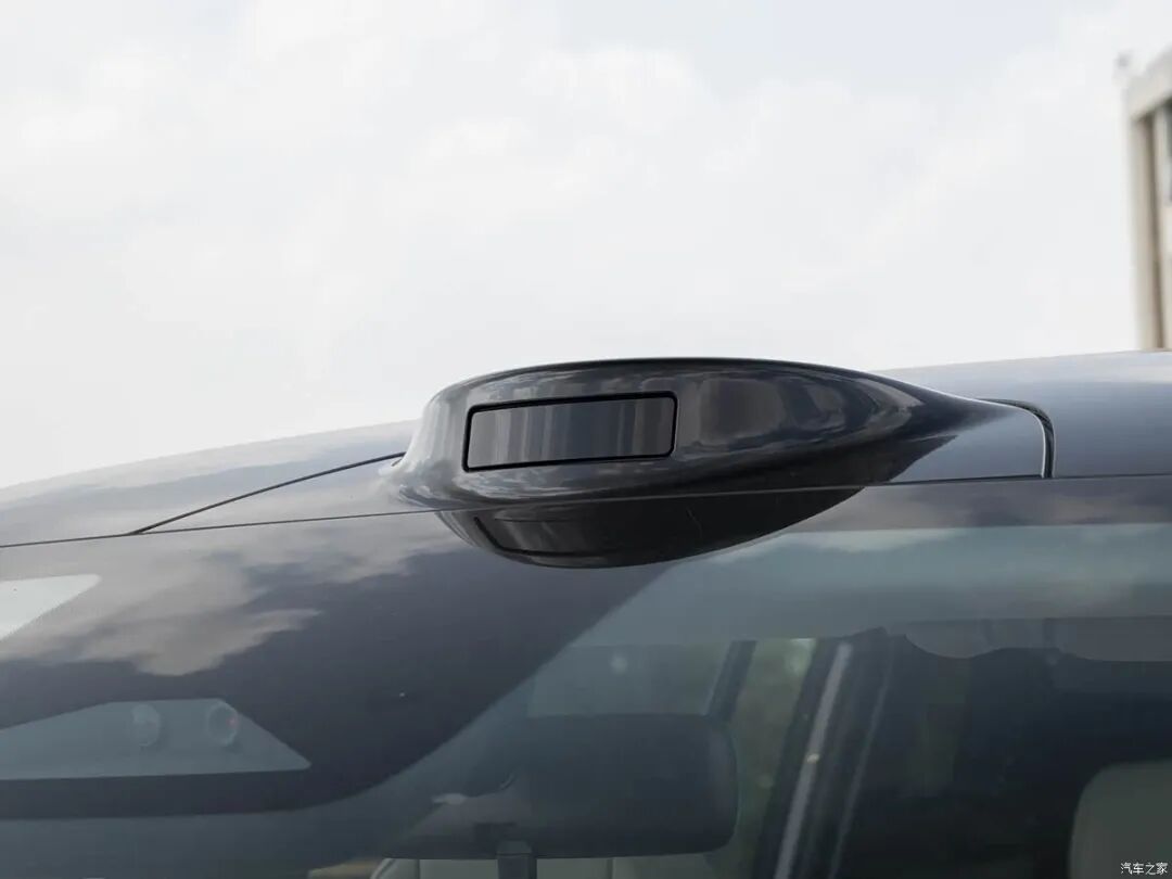 15万买车添新丁!全系标配激光雷达,这车闭眼冲值不值?