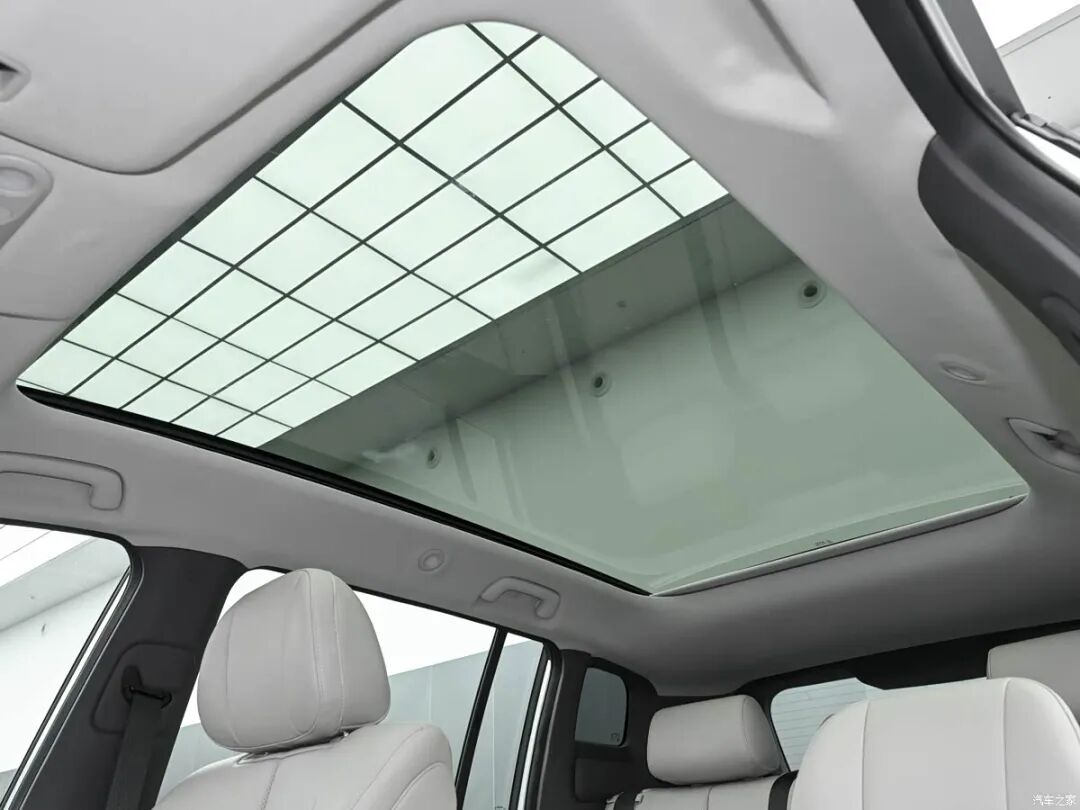 15万买车添新丁!全系标配激光雷达,这车闭眼冲值不值?