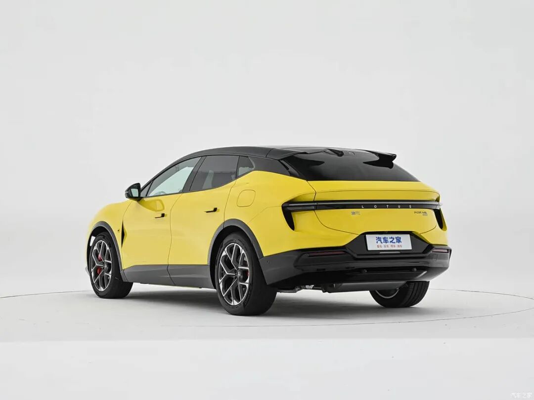 952马力，超跑级性能，50万级无对手？这你买不买？