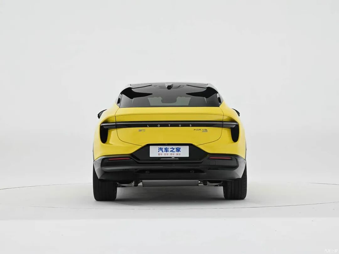 952马力，超跑级性能，50万级无对手？这你买不买？