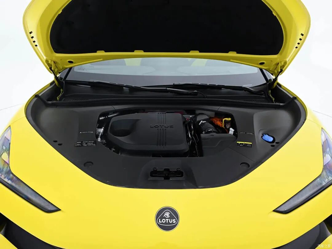 952马力，超跑级性能，50万级无对手？这你买不买？