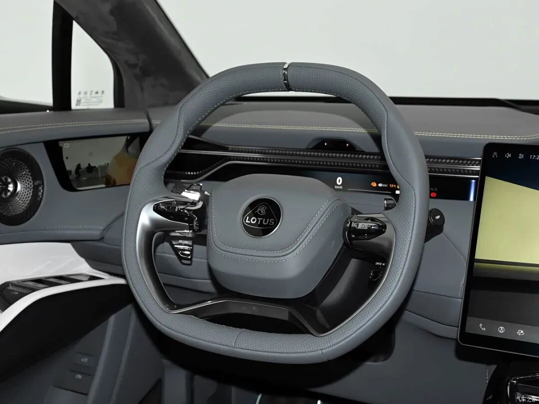 952马力，超跑级性能，50万级无对手？这你买不买？