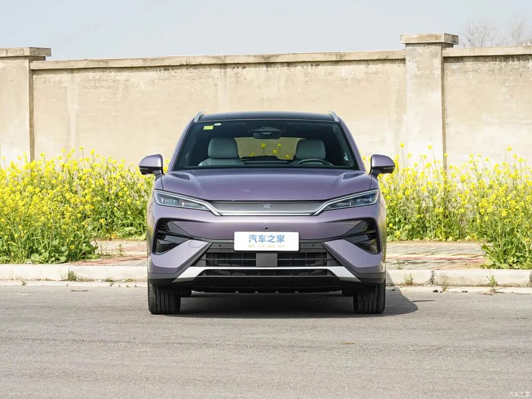 太香了！全系云辇-C+闪充5分钟充60%，15.19万起，选它还是零跑C11/小鹏G6？