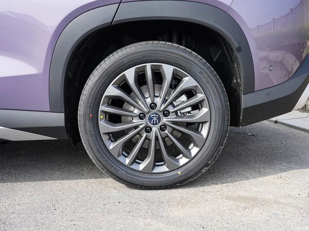 太香了！全系云辇-C+闪充5分钟充60%，15.19万起，选它还是零跑C11/小鹏G6？