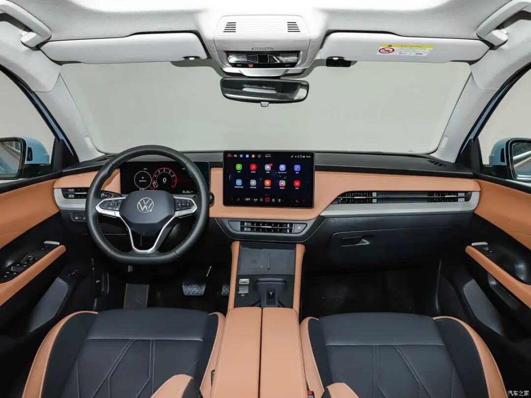 7.98万起买代步车！1.5L/1.5T两种动力，贯穿式尾灯，小鸭尾，选它还是选朗逸Pro/朗逸新锐？