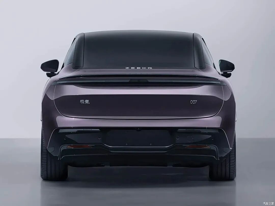 碳纤维套件，空气悬架，2.73秒破百，坐等新车！