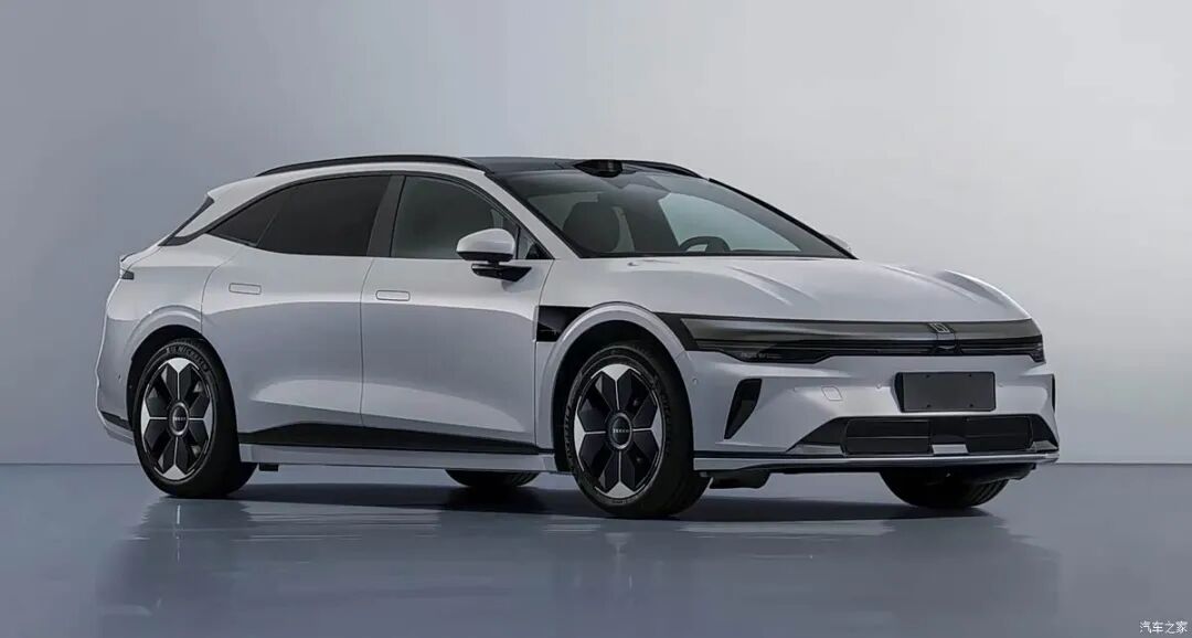 碳纤维套件，空气悬架，2.73秒破百，坐等新车！