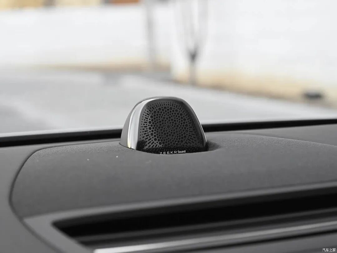 升级900V架构，FR-LINE性能套装，7种驾驶模式，8款车色，准备买车的看看它！