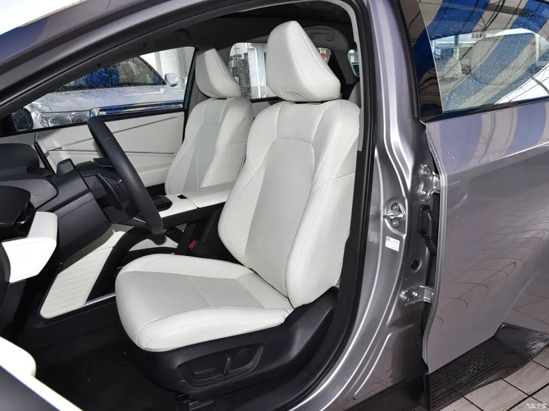 激光雷达,轿跑设计,256色氛围灯,10.38万起就入手中型SUV!