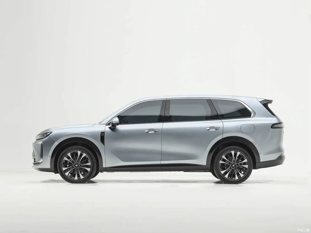 1.5T、620N·m，大六座SUV，配华为“全家桶” ，选它还是银河M9？