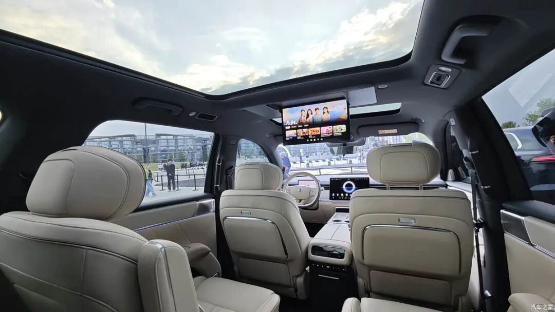 1.5T、620N·m，大六座SUV，配华为“全家桶” ，选它还是银河M9？