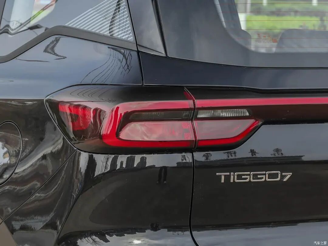 1.5T+CVT，230牛·米，24.6英寸大屏，6.99万起，选代步车别错过它！