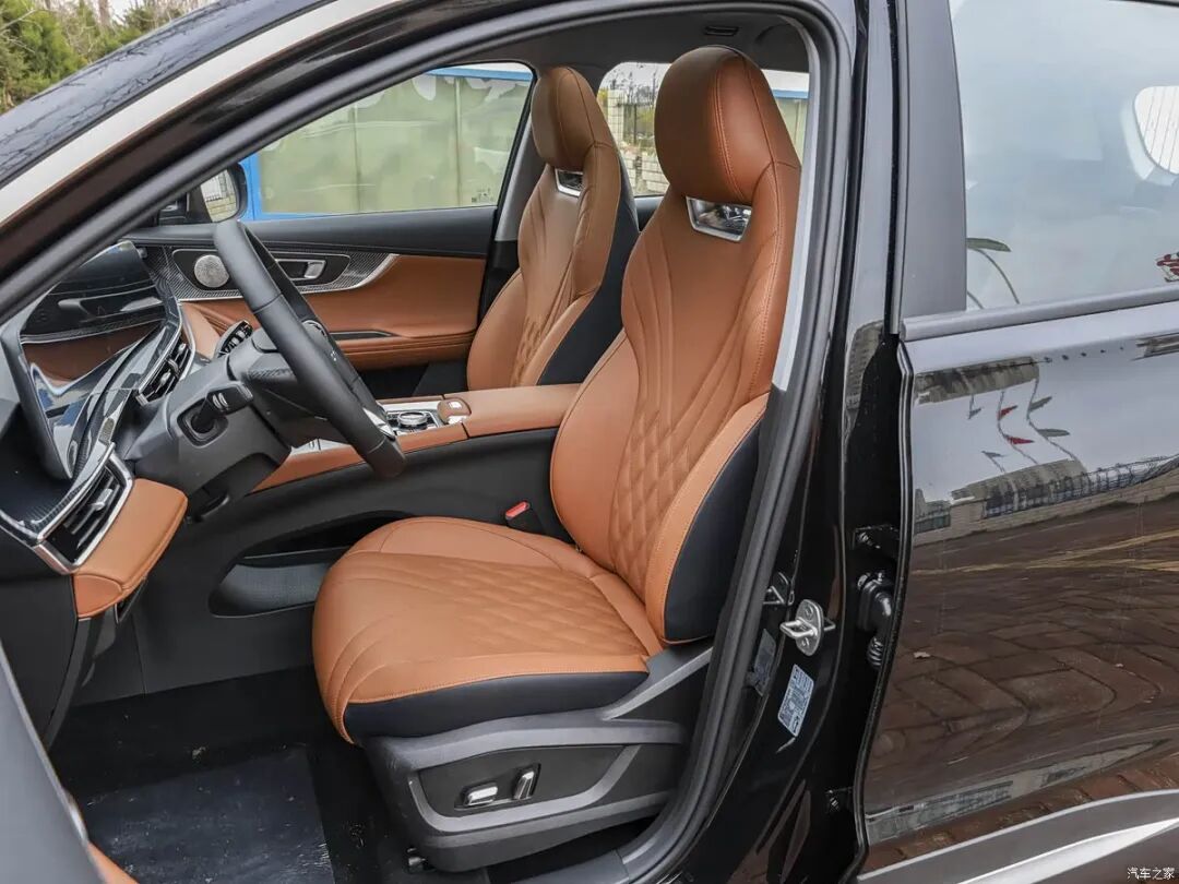 1.5T+CVT，230牛·米，24.6英寸大屏，6.99万起，选代步车别错过它！