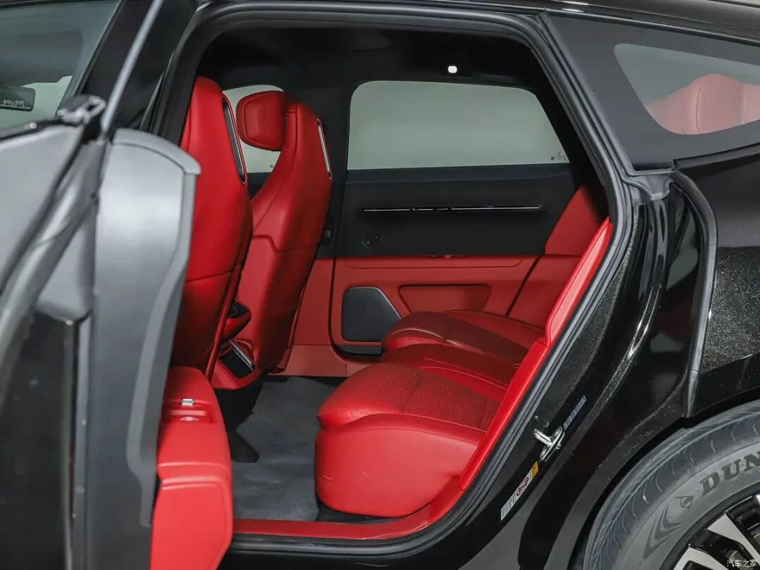 新增三电机，标配896线激光雷达，大溜背GT轿跑造型，29.39万起选它还是选奔驰宝马？