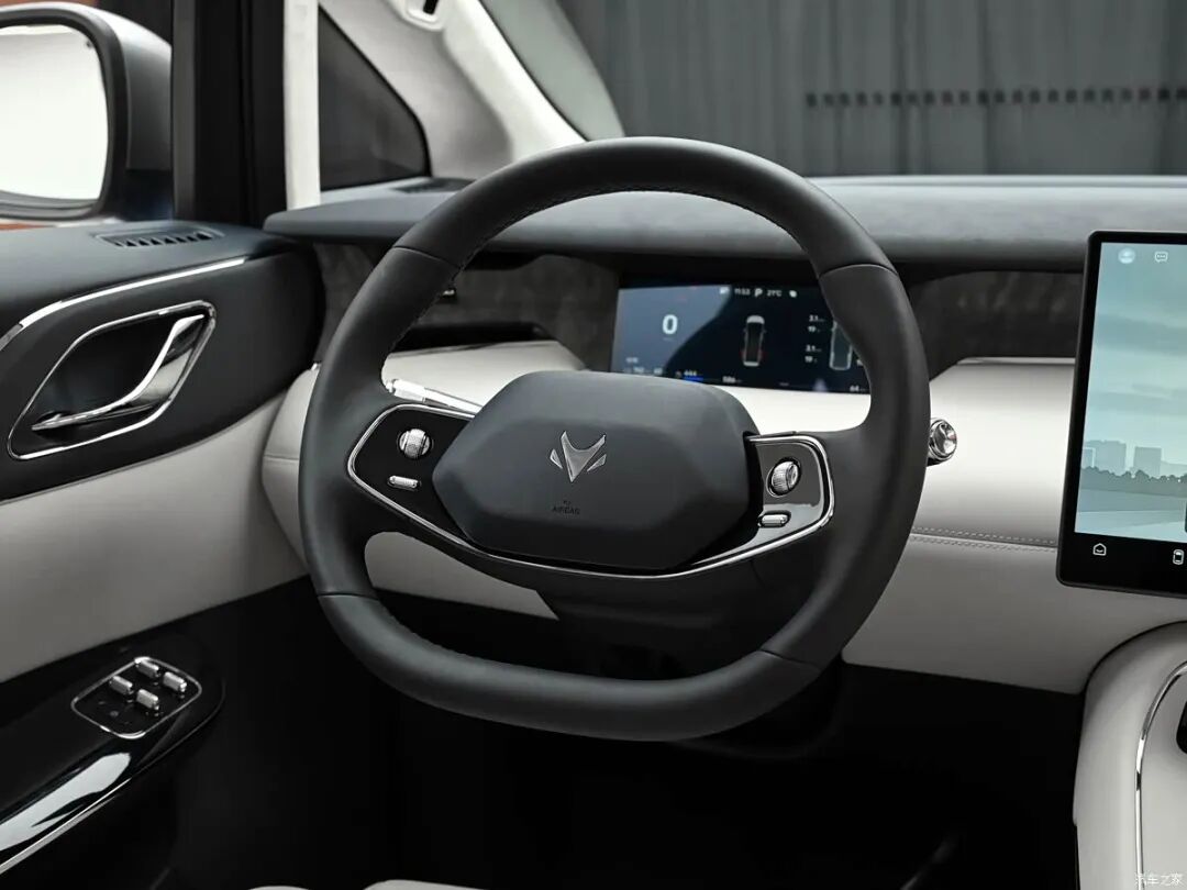 续航1330km，直瀑式格栅，零重力座椅，百公里油耗6L级，全家出行看看它！