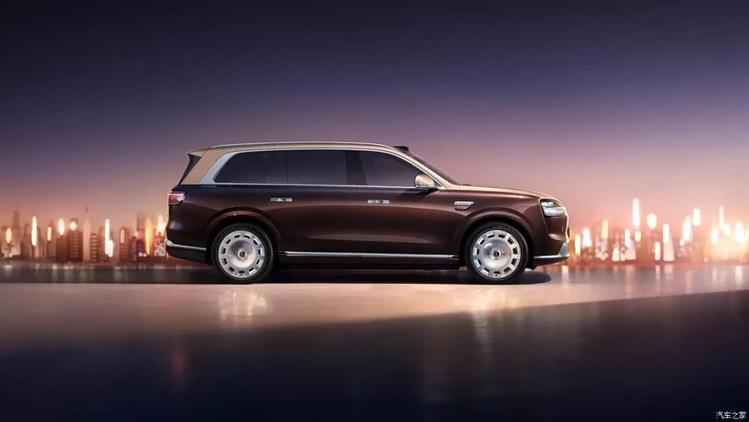 尺寸全面提升！6颗激光雷达，全主动悬架！5座/6座可选！