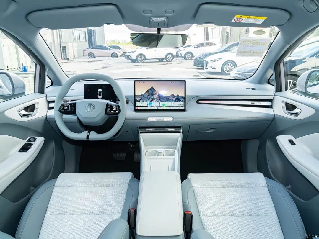 6个月销量破万！多项配置升级，10万内买代步车等等它！