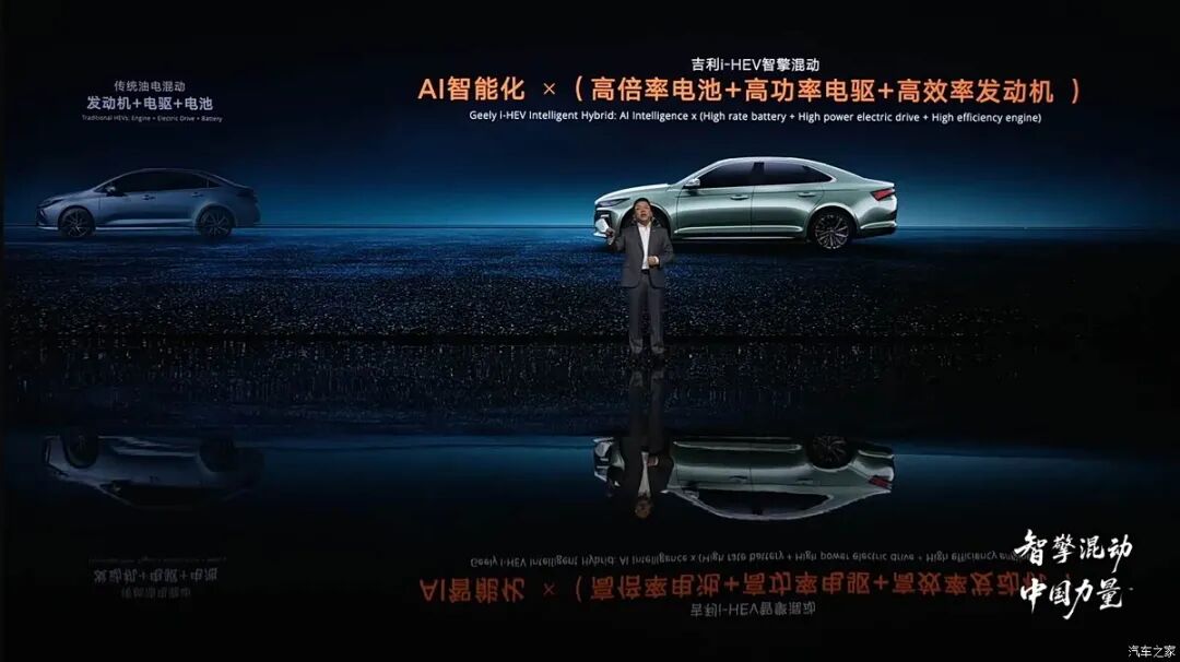 橙色内饰，双联屏，三幅式方向盘，这车百公里才不到5个油！