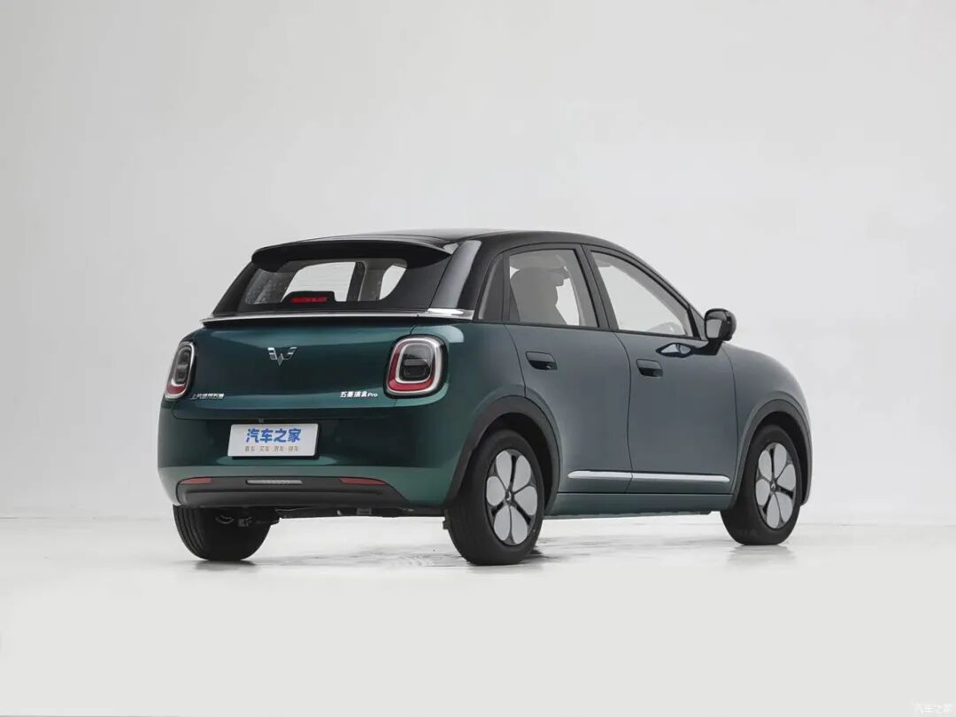 预售5.88万起！403km续航+五门五座！精致代步车这块子还得是它！