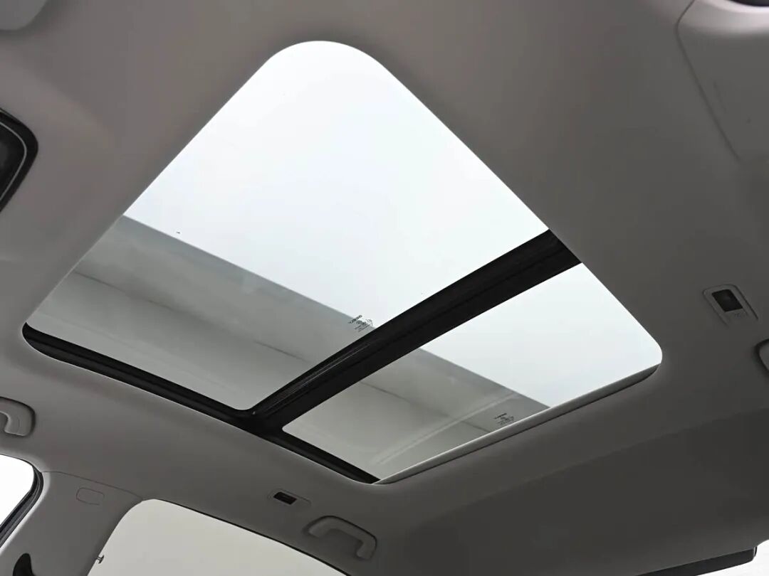 5.4秒破百+电四驱！10-15万买电混家轿，选它还是选秦L/海豹06？