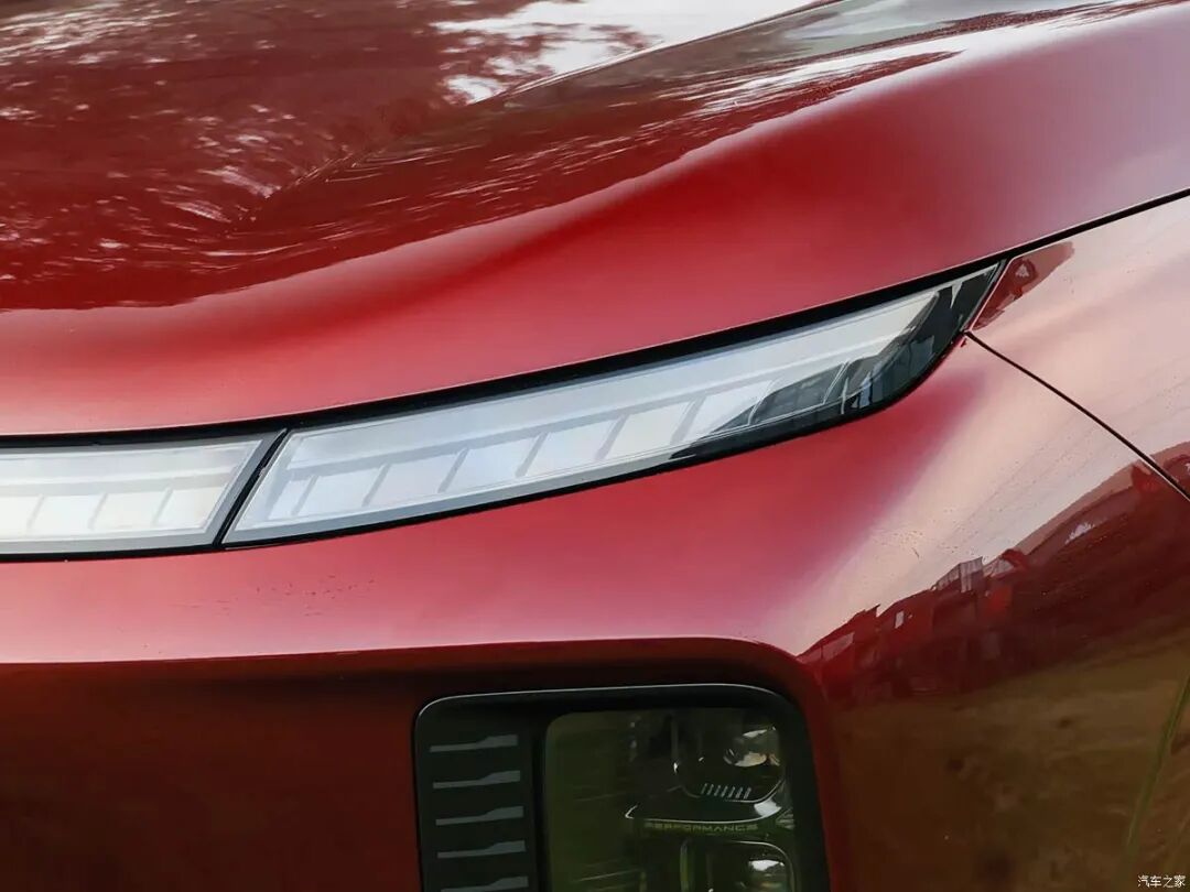 抢先置换价19.49万起！30英寸6K大屏！7种驾驶模式，20-30万级中大型SUV“添新丁”！