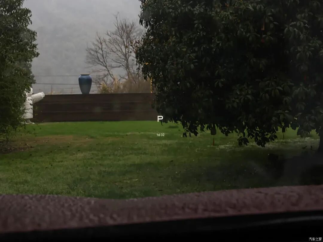 抢先置换价19.49万起！30英寸6K大屏！7种驾驶模式，20-30万级中大型SUV“添新丁”！