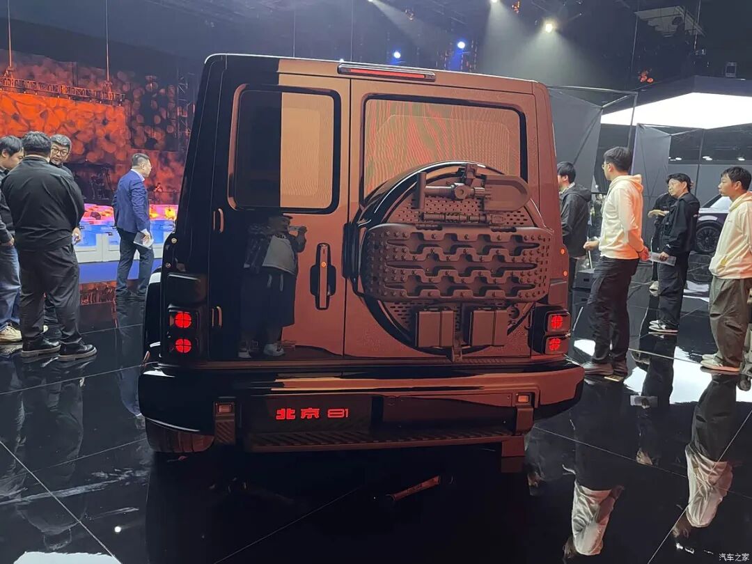 国产“大G”上新了！北京81 VS 城市猎人，硬核直男座驾看看它俩！