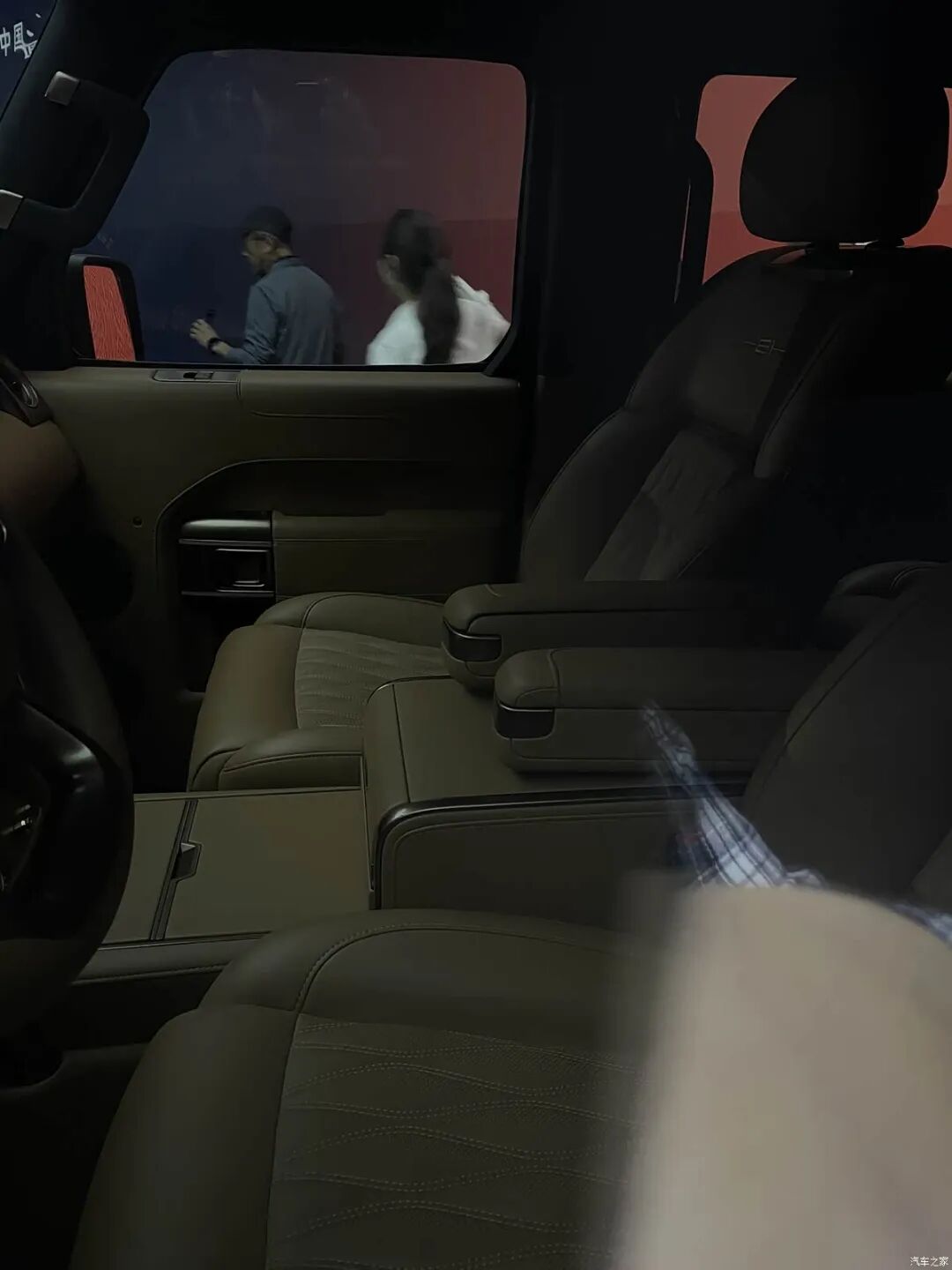 国产“大G”上新了！北京81 VS 城市猎人，硬核直男座驾看看它俩！