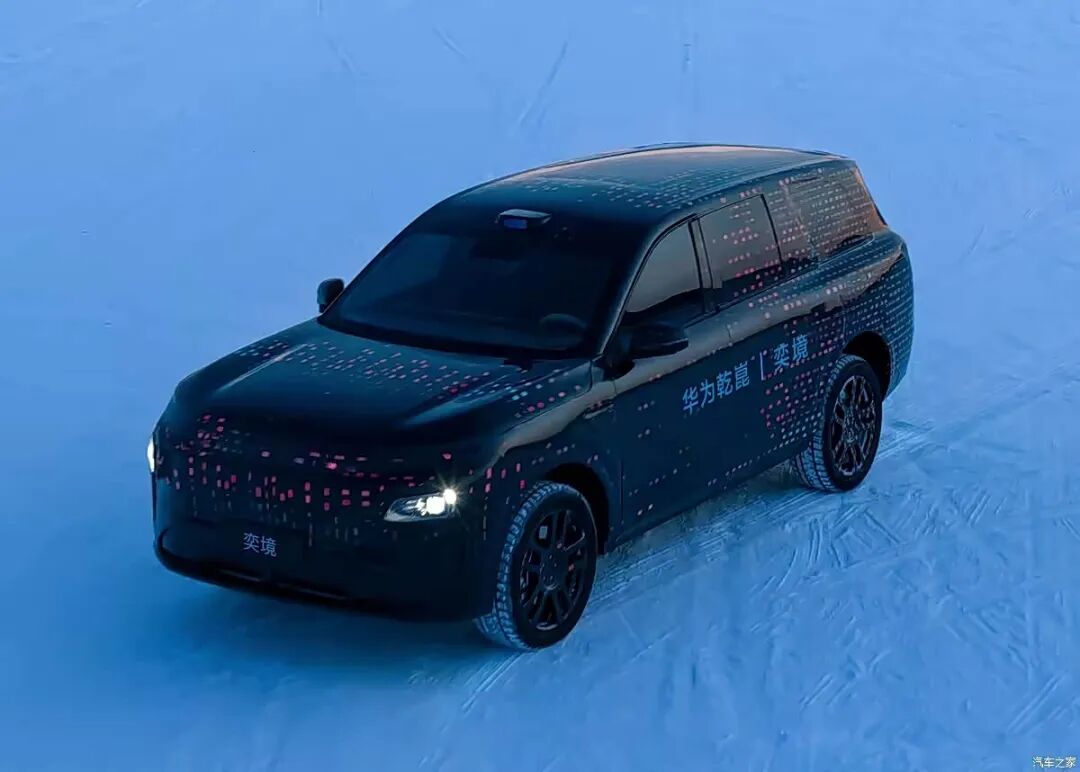 全新旗舰大六座SUV！车长5.3米，轴距3.1米，全系标配896线激光雷达！