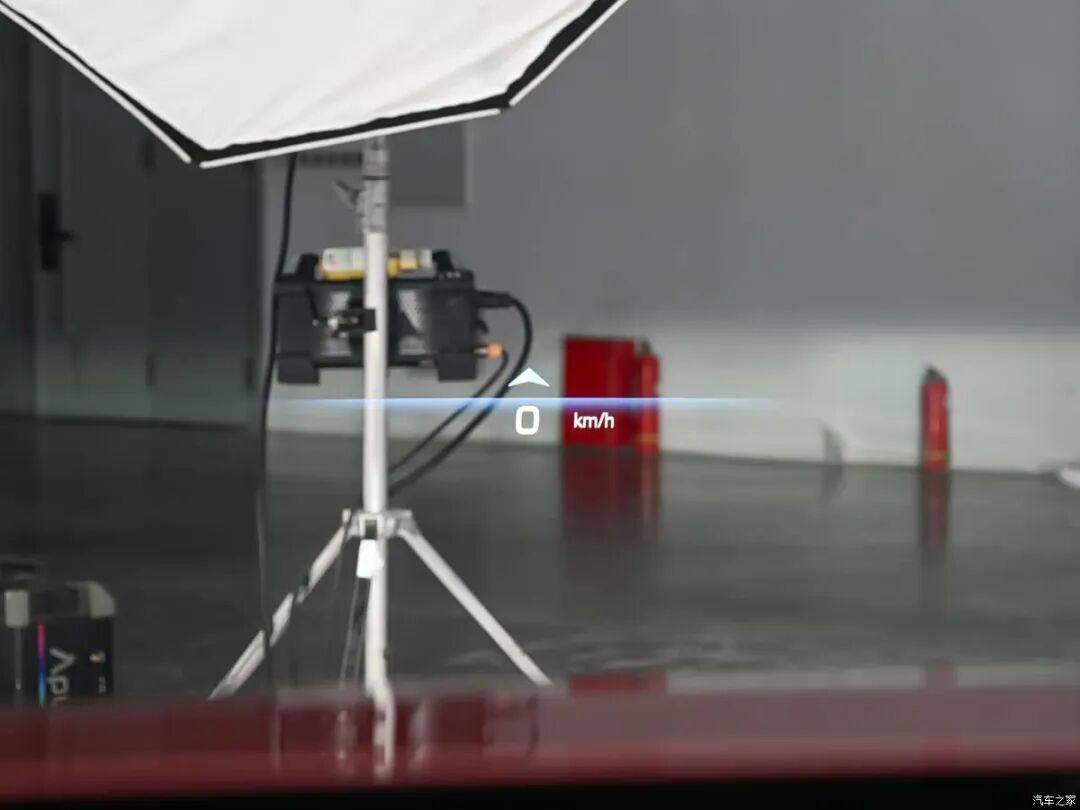 4.9秒破百，469马力，645N·m，轴距超3米，800V架构，BBA三巨头 VS Model Y/YU7你怎么选？