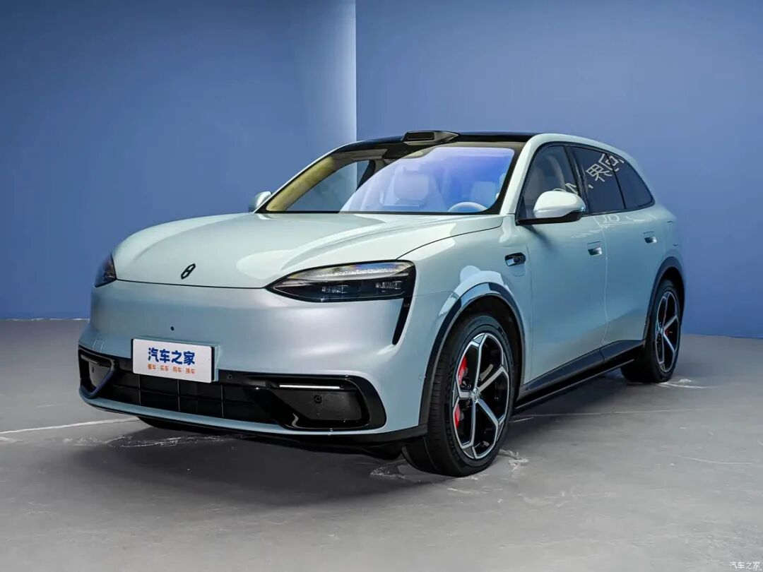 25.98万起，“向日葵屏”+“灵感橱窗”，最适合年轻人的问界来了！