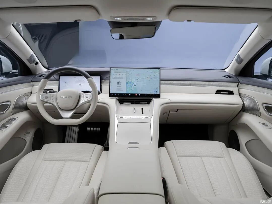 轴距超3米1，大7座SUV，大唐EV预售25万起！比亚迪“军团”新车来袭！