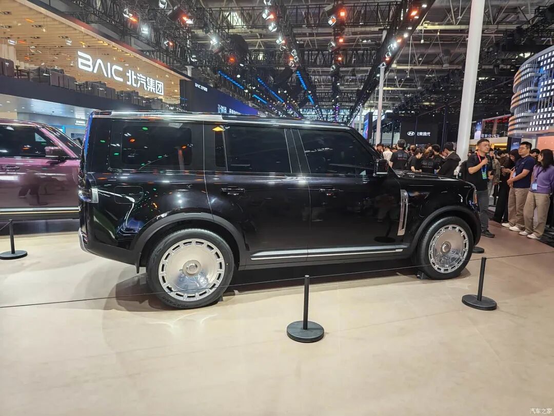 预售20万起入手国产“大G”！喜欢硬派越野的兄弟别错过！