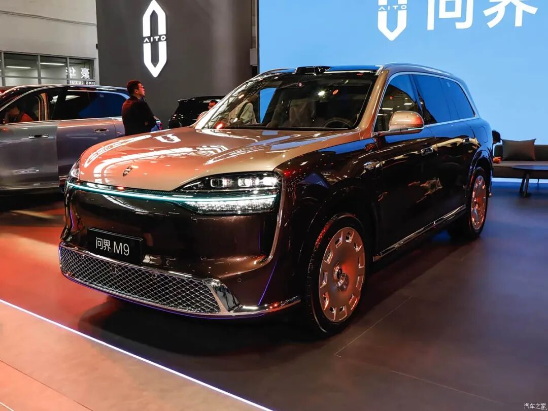 BBA慌了？7台“9系”旗舰扎堆来袭！豪华SUV迎来中国时刻！