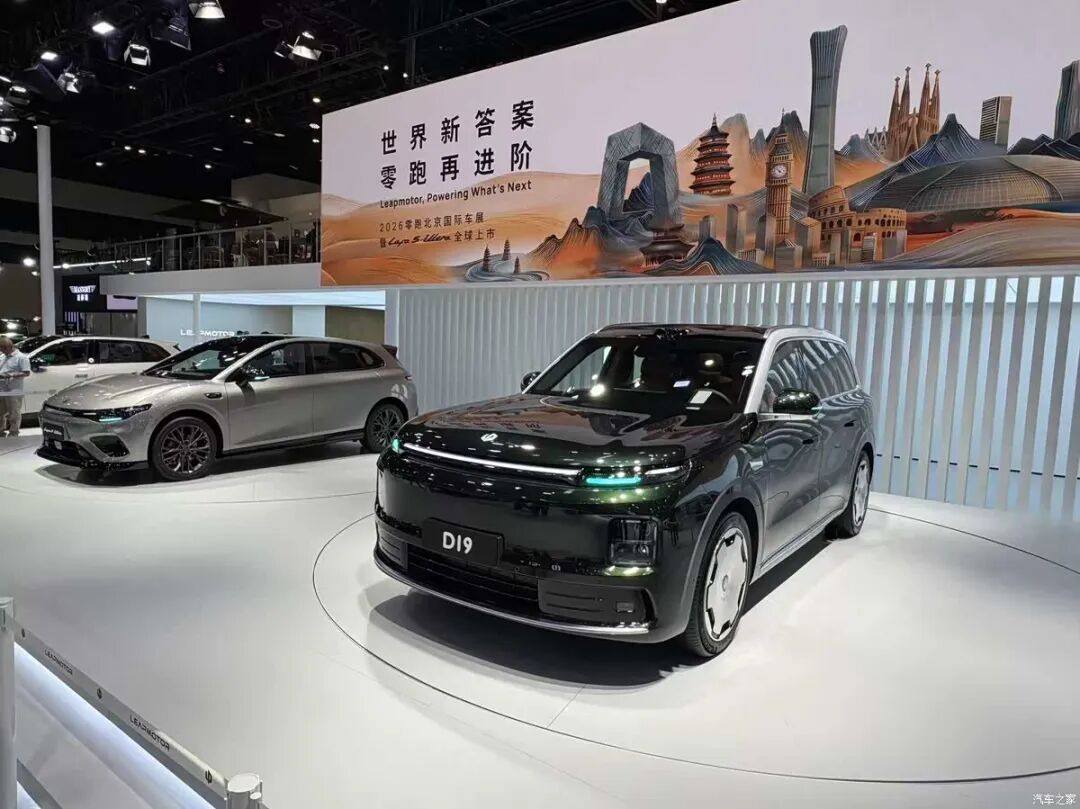 BBA慌了？7台“9系”旗舰扎堆来袭！豪华SUV迎来中国时刻！