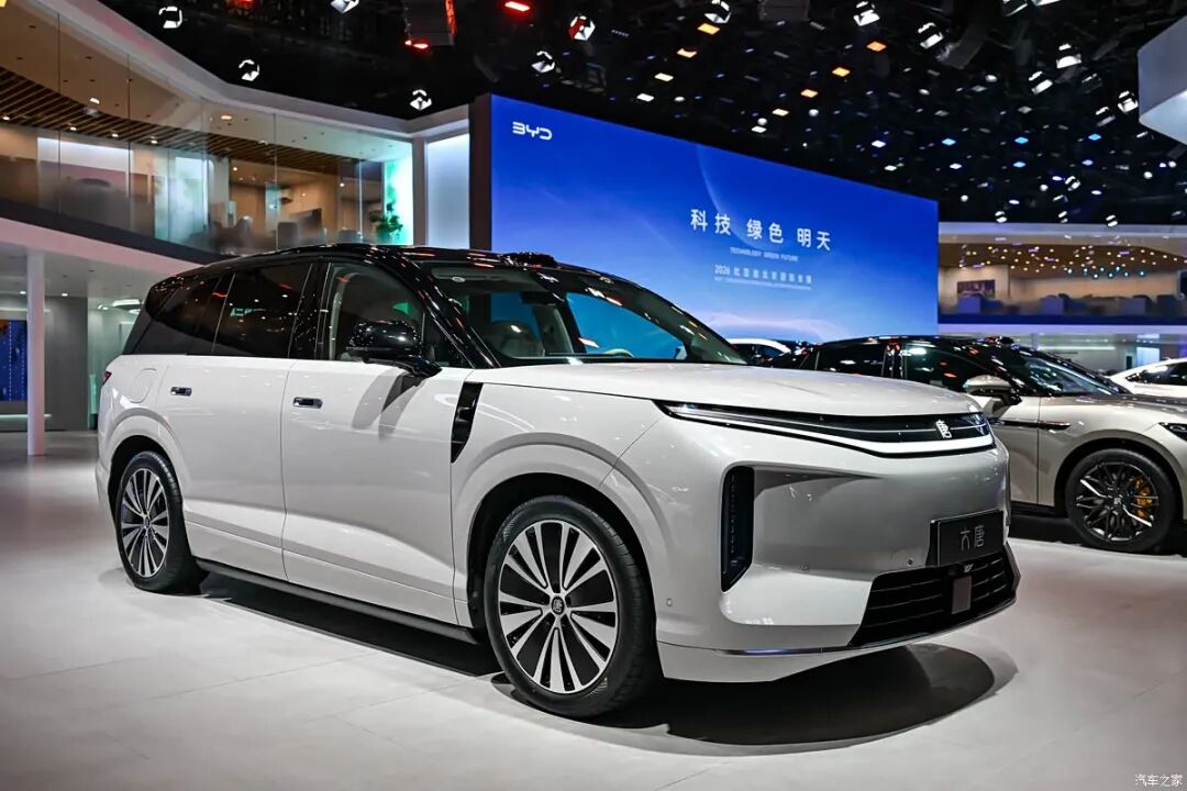 BBA慌了？7台“9系”旗舰扎堆来袭！豪华SUV迎来中国时刻！