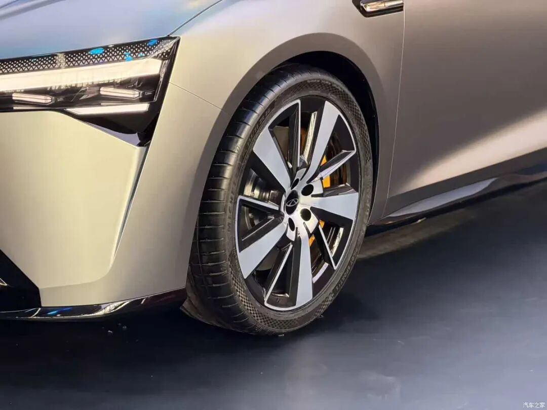 奇瑞瑞虎X/艾瑞泽S/iCAR V23白武士等多车首发！你更喜欢哪一辆？