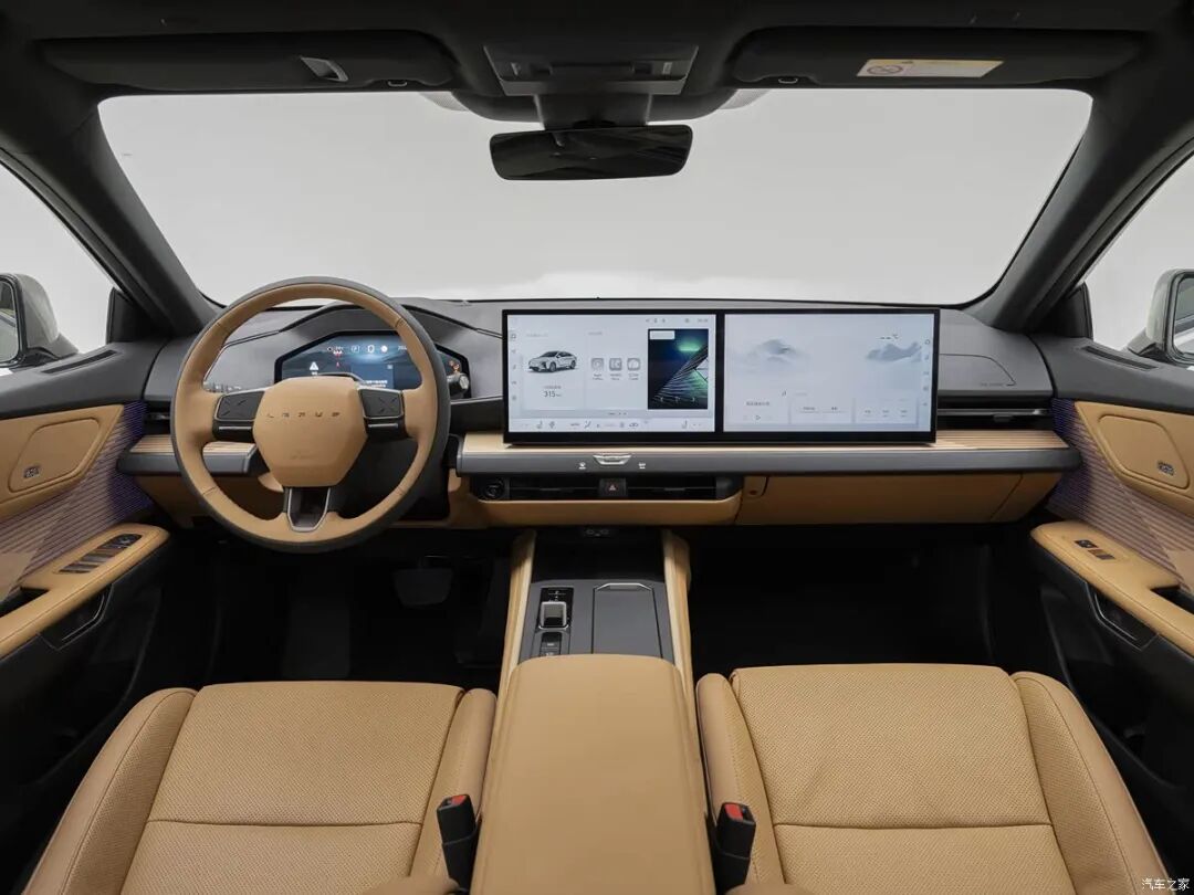 2.0L、E-CVT，双联大屏，小鸭尾，同样价格，你会选它还是选BBA？