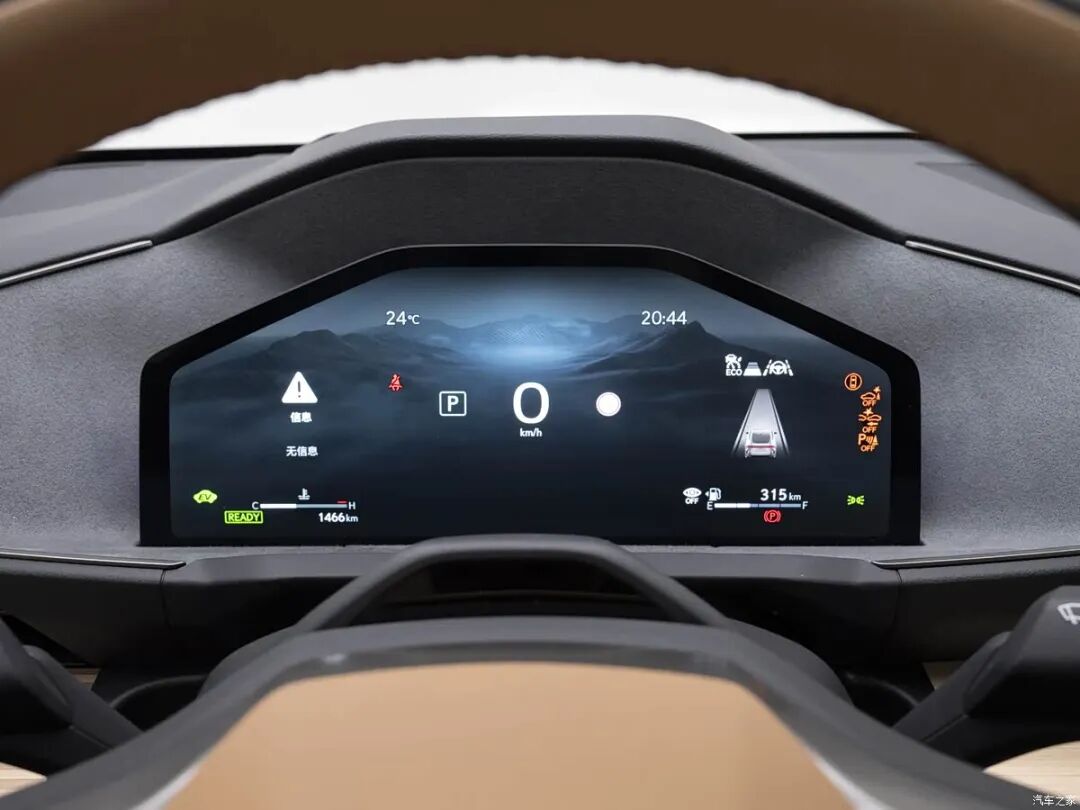 2.0L、E-CVT，双联大屏，小鸭尾，同样价格，你会选它还是选BBA？