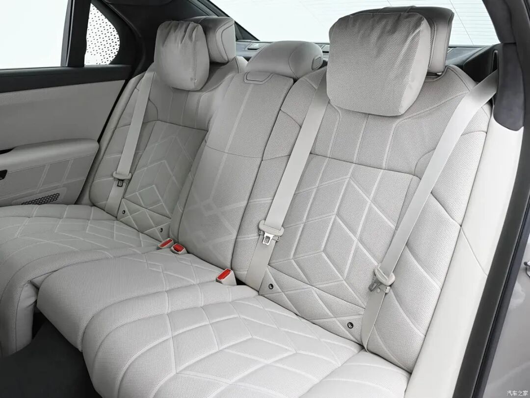 全新iX3/i3长轴距版亮相！M3 40周年限量版、4系锋芒限量版，宝马新车速看！