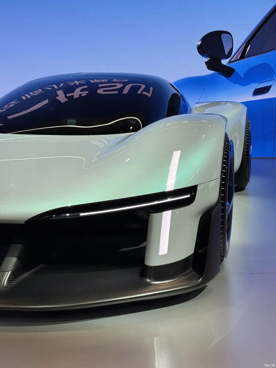 1003马力，极速300km/h！CLTC续航705km，小米YU7 GT下月就来！