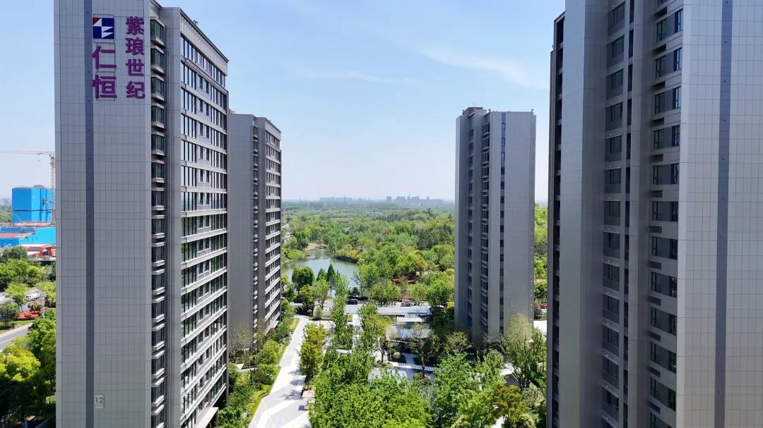 做市场的1%！工地开放，仁恒还是太权威