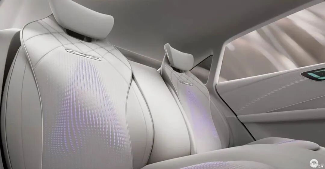 2.0T+8AT，怀挡、悬浮大屏，“上善若水”你喜欢吗？