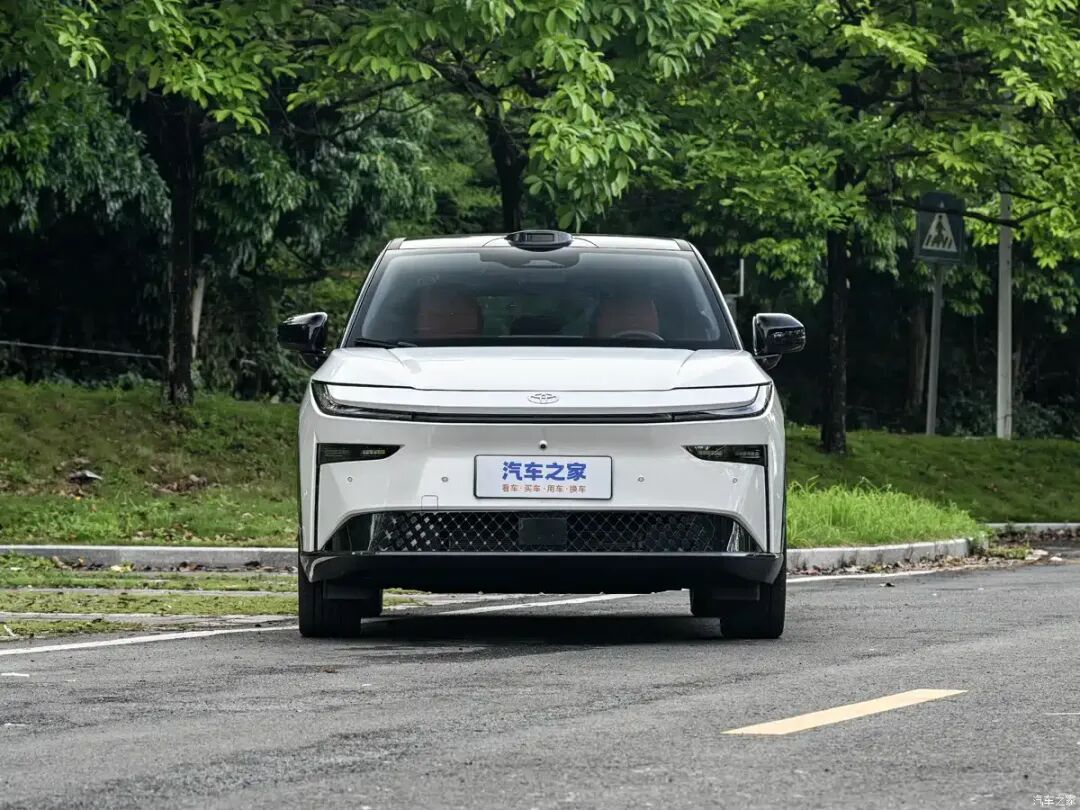 标配8155芯片+激光雷达，合资SUV，限时只要9.48万起！